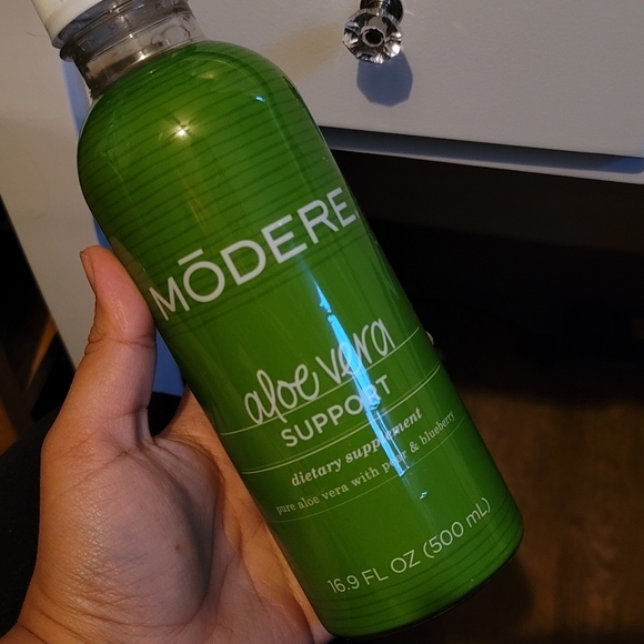 Aloe Vera Bottle - Picture 1 of 2